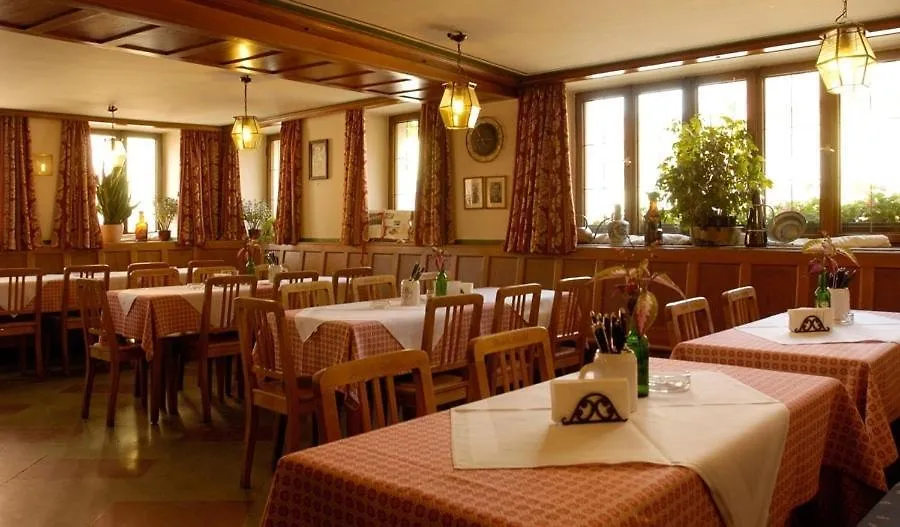 ** Hotel Karpfenhotel & Herrenhaus Im Gasthaus Sindel-Buckel Feuchtwangen Germany